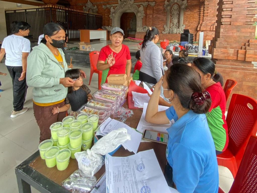 Keluarga Peduli, Balita Sehat: Pentingnya Pemberian Vitamin A dan Obat Cacing Bagi Balita